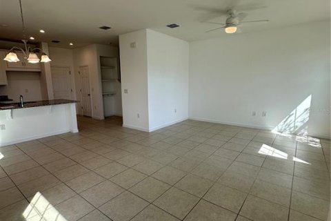 Adosado en venta en Kissimmee, Florida, 3 dormitorios, 148.83 m2 № 1898526 - foto 6