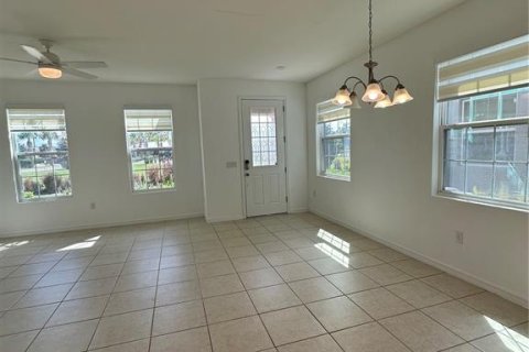 Adosado en venta en Kissimmee, Florida, 3 dormitorios, 148.83 m2 № 1898526 - foto 2