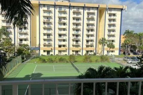 Снять в аренду кондоминиум в Майами, Флорида 1 спальня, 56.21м2, № 1989478 - фото 1