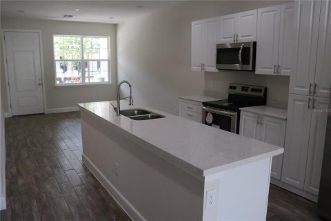 Adosado en alquiler en Kissimmee, Florida, 4 dormitorios, 153.29 m2 № 1821038 - foto 6