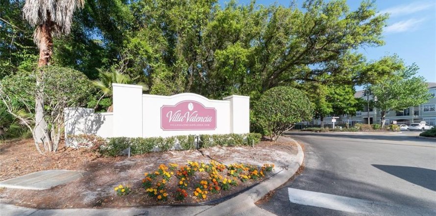 Condo in Orlando, Florida, 1 bedroom № 2237254