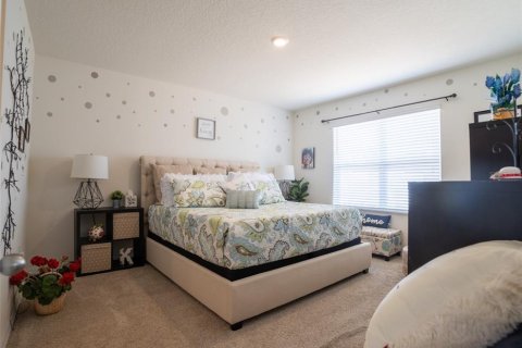 House in Winter Haven, Florida 3 bedrooms, 157 sq.m. № 1678006 - photo 12