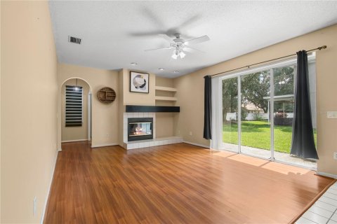 House in Tampa, Florida 4 bedrooms, 197.79 sq.m. № 2364871 - photo 20