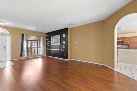 House in Tampa, Florida 4 bedrooms, 197.79 sq.m. № 2364871 - photo 10