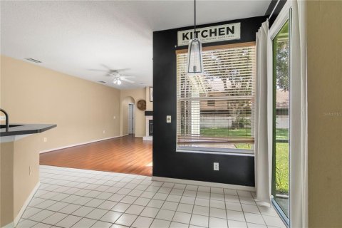 House in Tampa, Florida 4 bedrooms, 197.79 sq.m. № 2364871 - photo 19