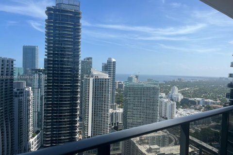 Снять в аренду кондоминиум в Майами, Флорида 2 спальни, 103.96м2, № 1945422 - фото 1