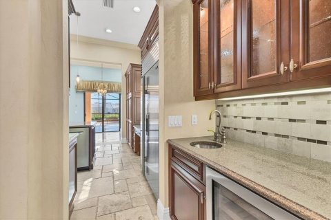 House in Bradenton, Florida 4 bedrooms, 323.3 sq.m. № 1613193 - photo 13