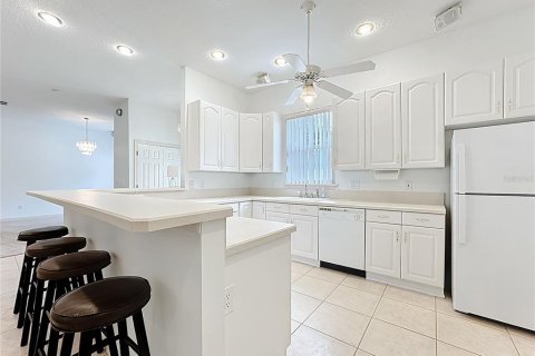 Villa ou maison à vendre à Orlando, Floride: 4 chambres, 231.51 m2 № 1843480 - photo 17