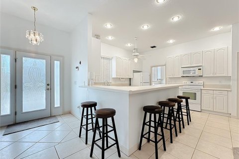 Villa ou maison à vendre à Orlando, Floride: 4 chambres, 231.51 m2 № 1843480 - photo 15