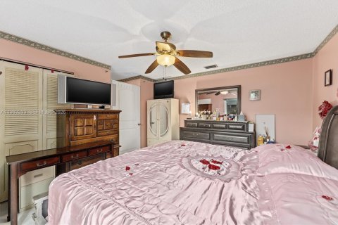 Villa ou maison à vendre à Lake Worth, Floride: 4 chambres, 155.15 m2 № 2027170 - photo 16