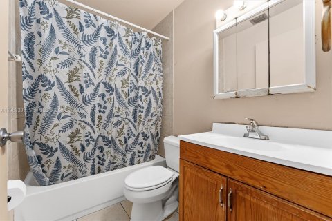 Villa ou maison à vendre à Lake Worth, Floride: 4 chambres, 155.15 m2 № 2027170 - photo 19