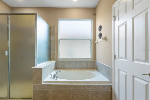 Casa en venta en Orlando, Florida, 5 dormitorios, 247.77 m2 № 1658404 - foto 22