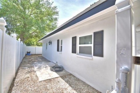 Casa en venta en Largo, Florida, 3 dormitorios, 178.47 m2 № 2093683 - foto 9