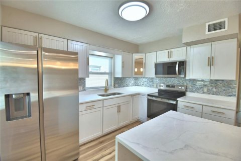 Casa en venta en Largo, Florida, 3 dormitorios, 178.47 m2 № 2093683 - foto 11