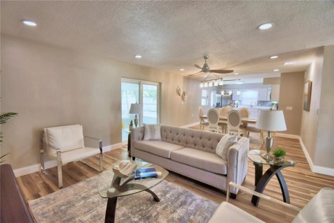 Casa en venta en Largo, Florida, 3 dormitorios, 178.47 m2 № 2093683 - foto 28
