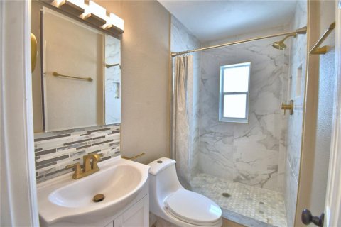 Casa en venta en Largo, Florida, 3 dormitorios, 178.47 m2 № 2093683 - foto 16