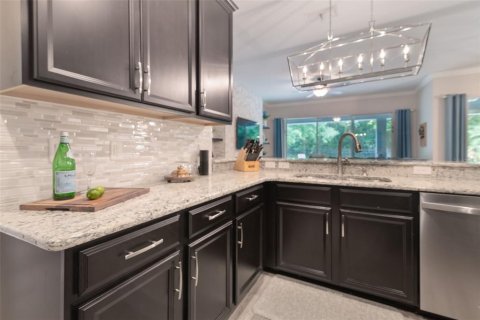 Villa ou maison à vendre à Oviedo, Floride: 4 chambres, 284 m2 № 1681933 - photo 18