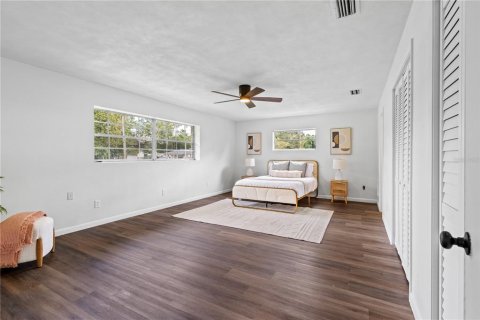 House in Trenton, Florida 3 bedrooms, 171.59 sq.m. № 1883550 - photo 11