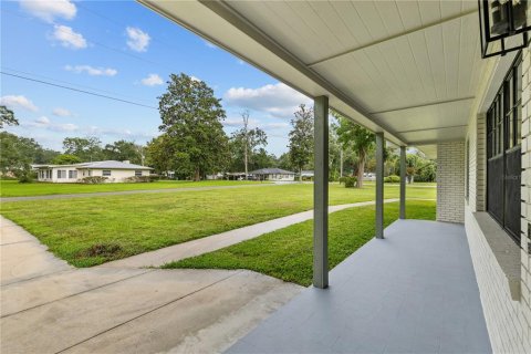 House in Trenton, Florida 3 bedrooms, 171.59 sq.m. № 1883550 - photo 24
