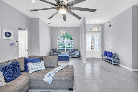 Villa ou maison à vendre à Port St. Lucie, Floride: 3 chambres, 171.59 m2 № 2087534 - photo 12