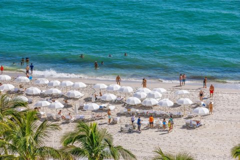 Studio in the Condo in Sunny Isles Beach, Florida  № 1760962 - photo 24
