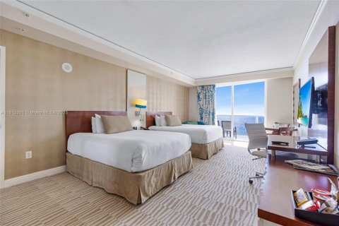 Studio in the Condo in Sunny Isles Beach, Florida  № 1760962 - photo 5