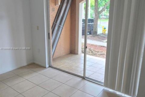 Copropriété à louer à Miramar, Floride: 2 chambres, 89.74 m2 № 1967398 - photo 7