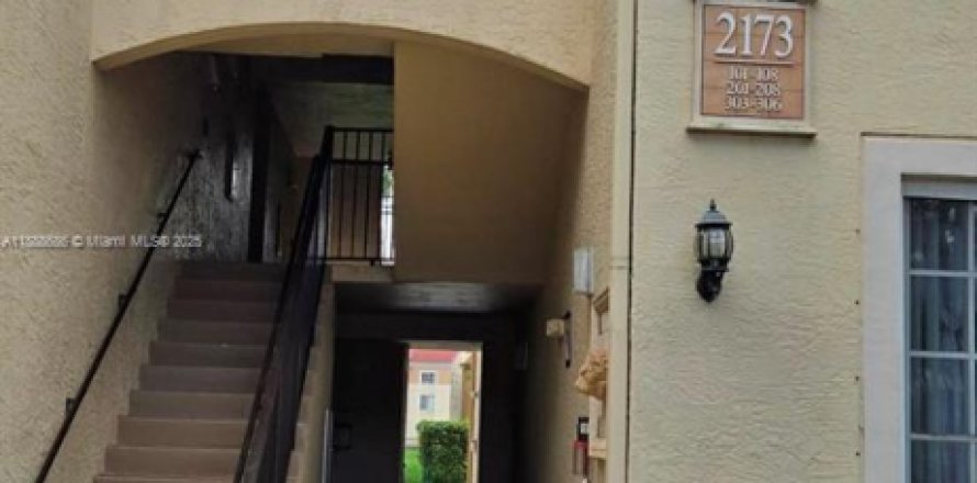 Condo à Miramar, Floride, 2 chambres  № 1967398