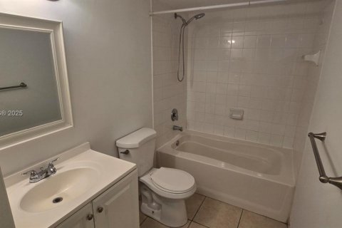 Copropriété à louer à Miramar, Floride: 2 chambres, 89.74 m2 № 1967398 - photo 16