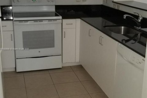 Copropriété à louer à Miramar, Floride: 2 chambres, 89.74 m2 № 1967398 - photo 9