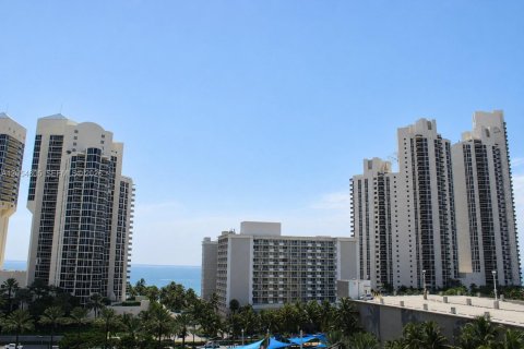Copropriété à louer à Sunny Isles Beach, Floride: 1 chambre, 93.37 m2 № 2168737 - photo 25