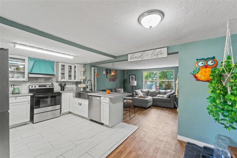 Villa ou maison à vendre à Port Richey, Floride: 3 chambres, 126.35 m2 № 2416370 - photo 15
