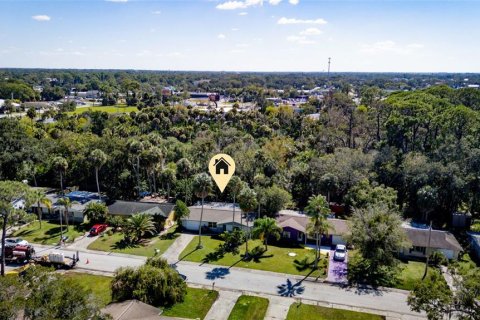Villa ou maison à vendre à Port Richey, Floride: 3 chambres, 126.35 m2 № 2416370 - photo 7