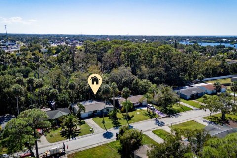 Villa ou maison à vendre à Port Richey, Floride: 3 chambres, 126.35 m2 № 2416370 - photo 8