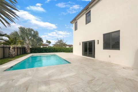 Купить виллу или дом в Майами, Флорида 4 спальни, 243.4м2, № 1990325 - фото 5