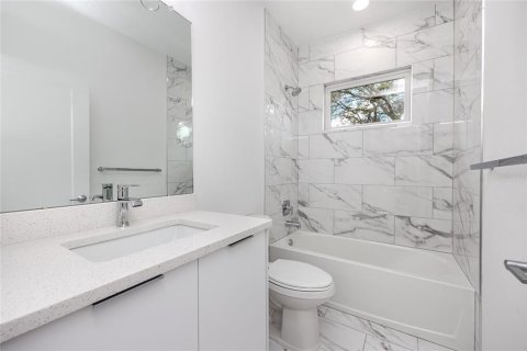Снять в аренду квартиру в Тампа, Флорида 3 комнаты, 118.45м2, № 2236320 - фото 25