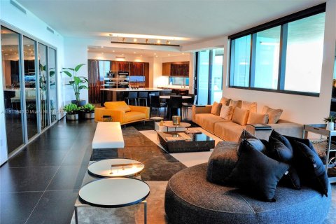 Copropriété à vendre à Sunny Isles Beach, Floride: 4 chambres, 317.26 m2 № 1967984 - photo 10