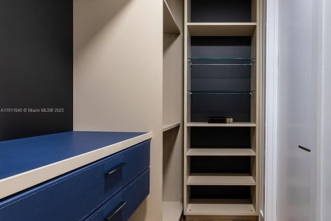 Copropriété à vendre à Sunny Isles Beach, Floride: 4 chambres, 317.26 m2 № 1967984 - photo 28