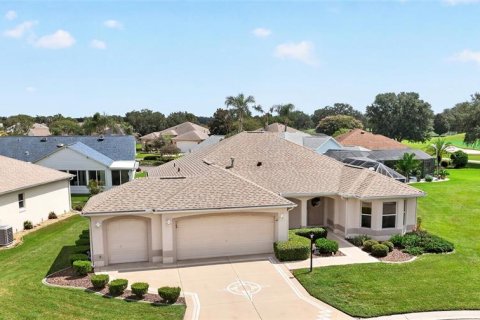 Villa ou maison à vendre à The Villages, Floride: 3 chambres, 187.85 m2 № 2333934 - photo 2