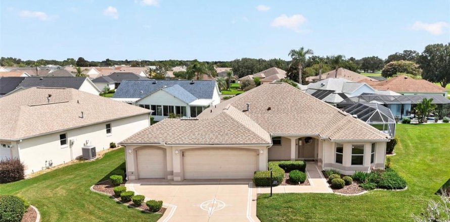 Villa ou maison à The Villages, Floride 3 chambres, 187.85 m2 № 2333934