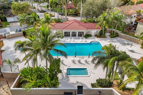 Villa ou maison à vendre à Miami, Floride: 3 chambres, 166.67 m2 № 2010325 - photo 22