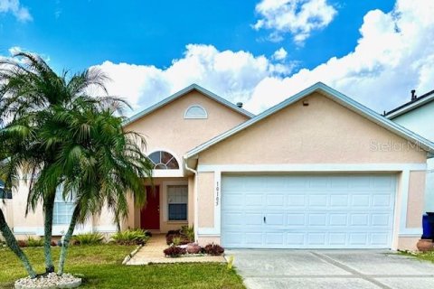 House in Tampa, Florida 3 bedrooms, 146.6 sq.m. № 2113468