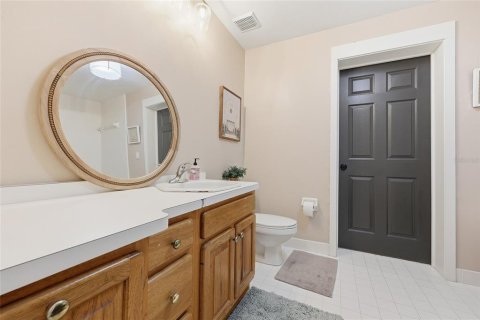 House in Alachua, Florida 6 bedrooms, 264.96 sq.m. № 2117797 - photo 23