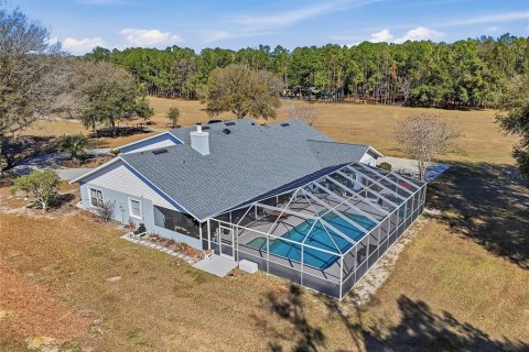 House in Alachua, Florida 6 bedrooms, 264.96 sq.m. № 2117797 - photo 2