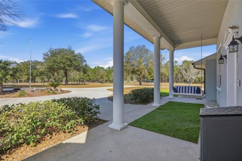 House in Alachua, Florida 6 bedrooms, 264.96 sq.m. № 2117797 - photo 3