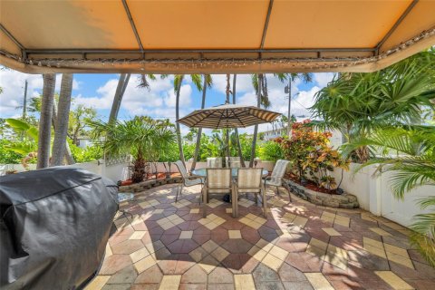 Adosado en venta en Pompano Beach, Florida, 3 dormitorios, 146.32 m2 № 2146934 - foto 30