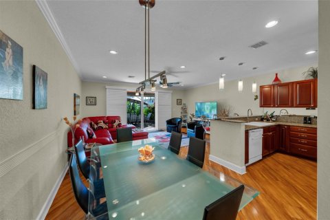 Adosado en venta en Pompano Beach, Florida, 3 dormitorios, 146.32 m2 № 2146934 - foto 18