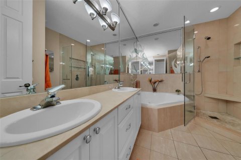 Adosado en venta en Pompano Beach, Florida, 3 dormitorios, 146.32 m2 № 2146934 - foto 24