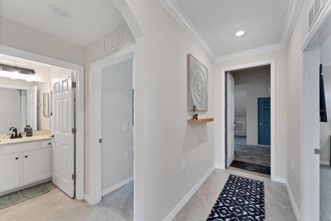 Condo in Bradenton, Florida, 2 bedrooms in LAKEWOOD NATIONAL  № 2135007 - photo 2