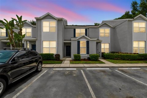 Townhouse in Riverview, Florida 3 bedrooms, 131.18 sq.m. № 2202597 - photo 2